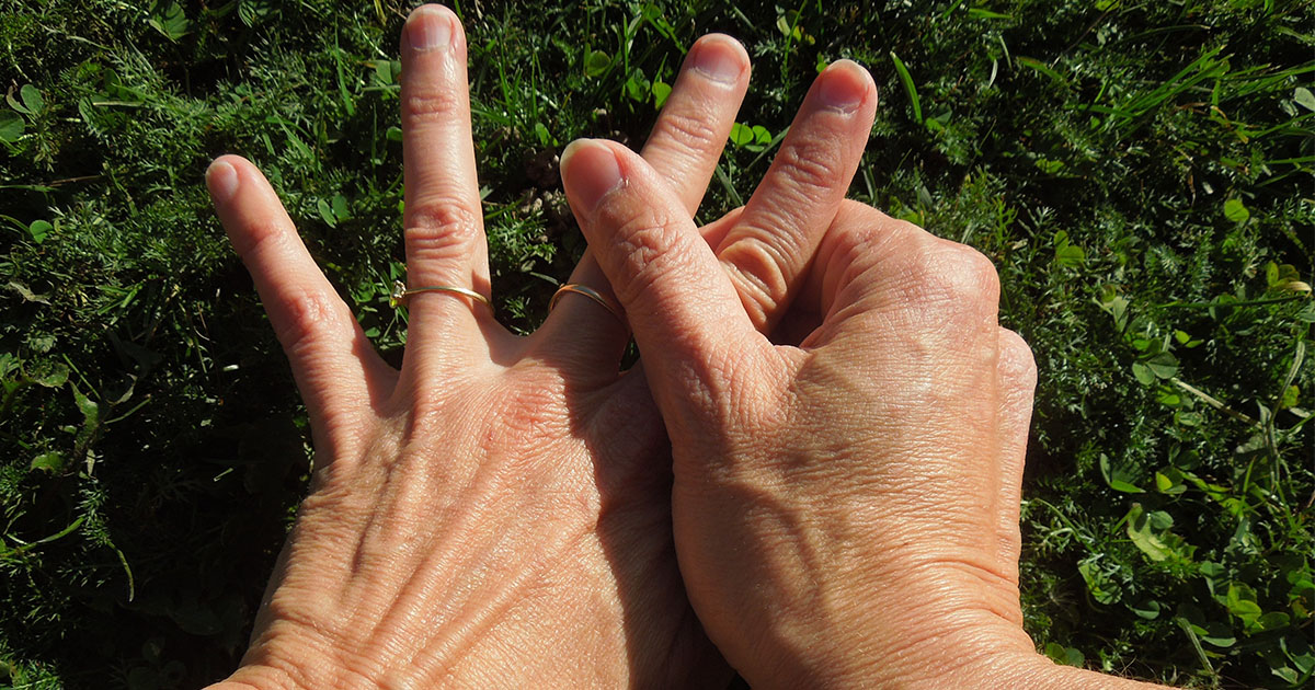 jin-shin-jyutsu-finger-method-rub-a-certain-finger-for-60-seconds-and